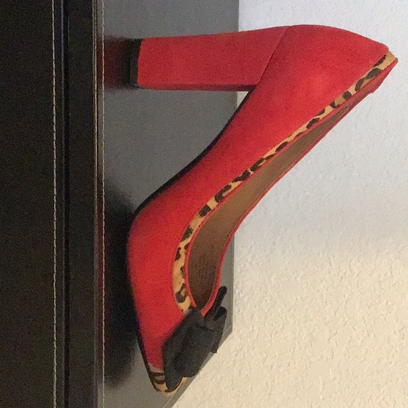 Isaac Mizrahi Pumps - Picture 5 of 5